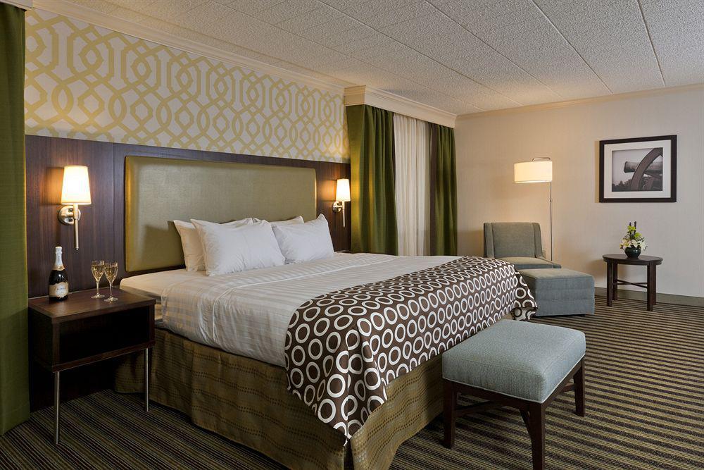 Best Western Premier The Central Hotel & Conference Center Harrisburg Værelse billede